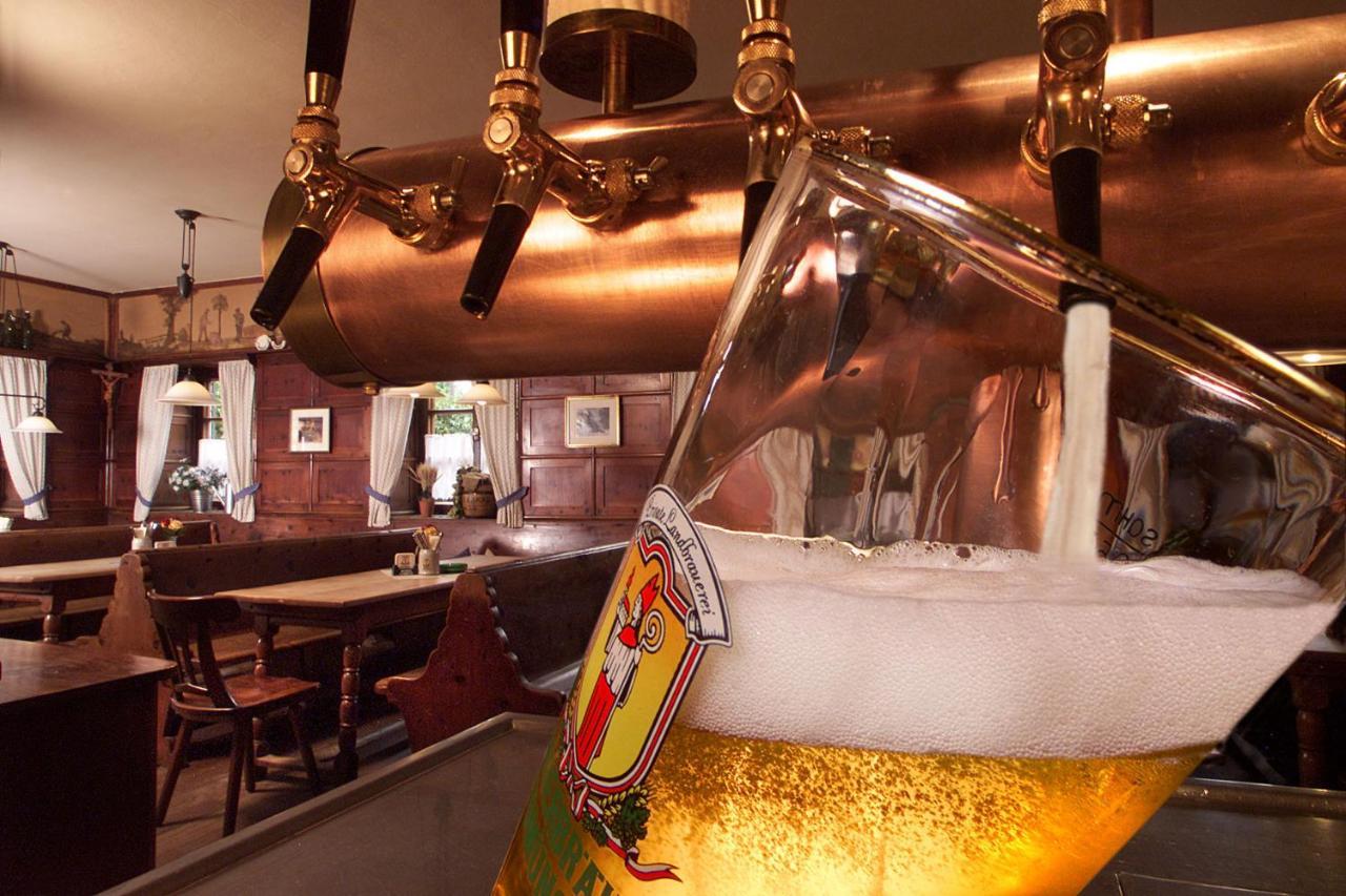 Hotel Maierbraeu อัลโทมุนสเทอร์ ภายนอก รูปภาพ