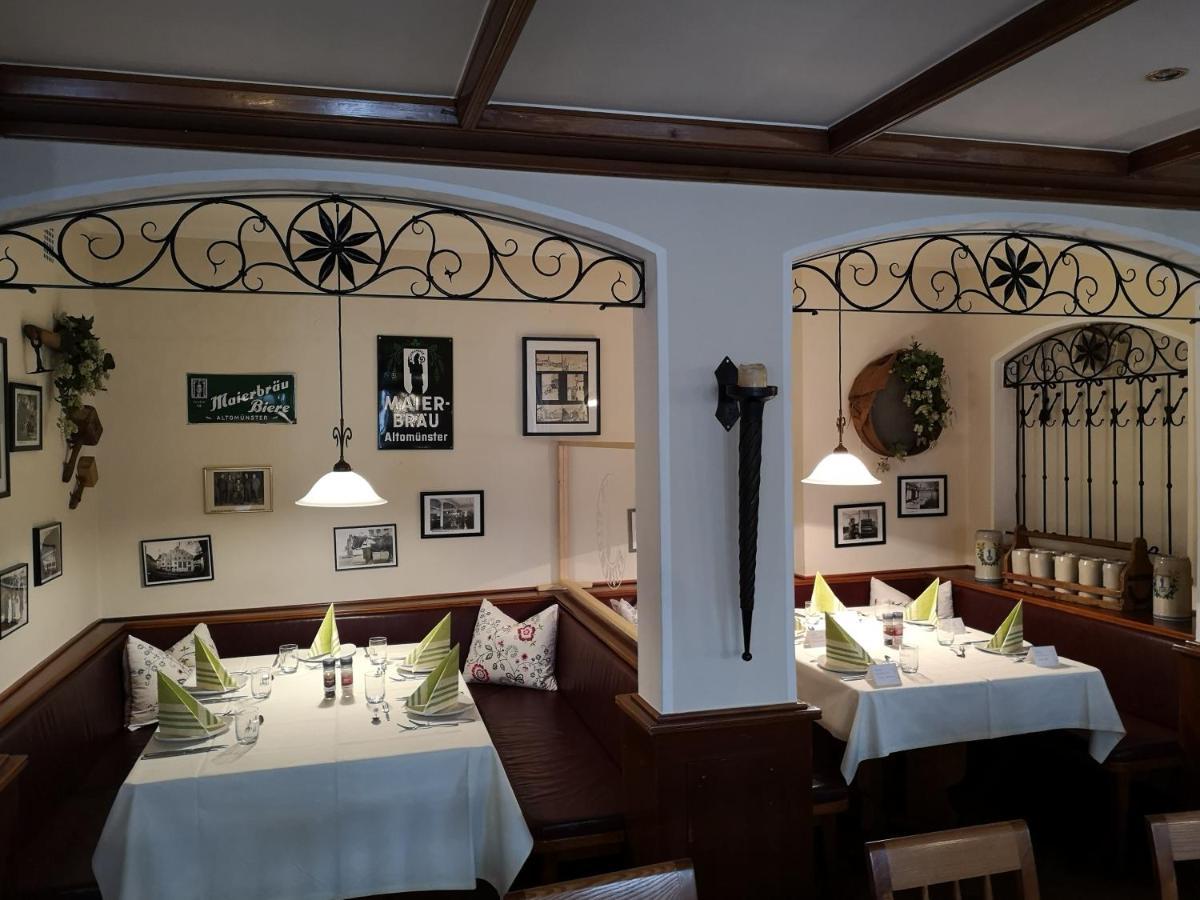 Hotel Maierbraeu อัลโทมุนสเทอร์ ภายนอก รูปภาพ