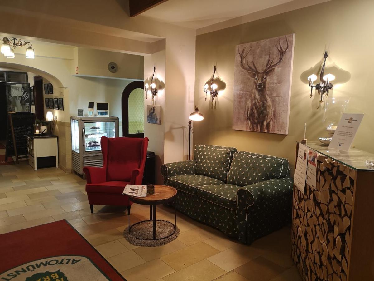 Hotel Maierbraeu อัลโทมุนสเทอร์ ภายนอก รูปภาพ