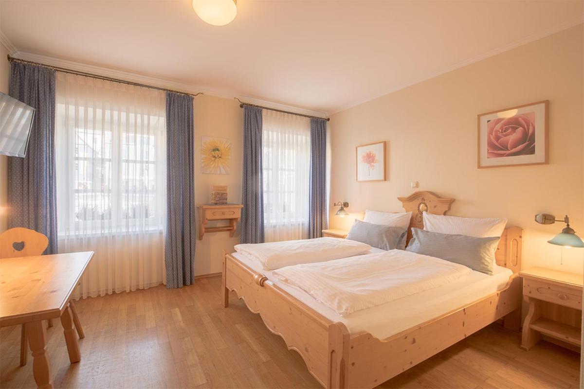 Hotel Maierbraeu อัลโทมุนสเทอร์ ภายนอก รูปภาพ