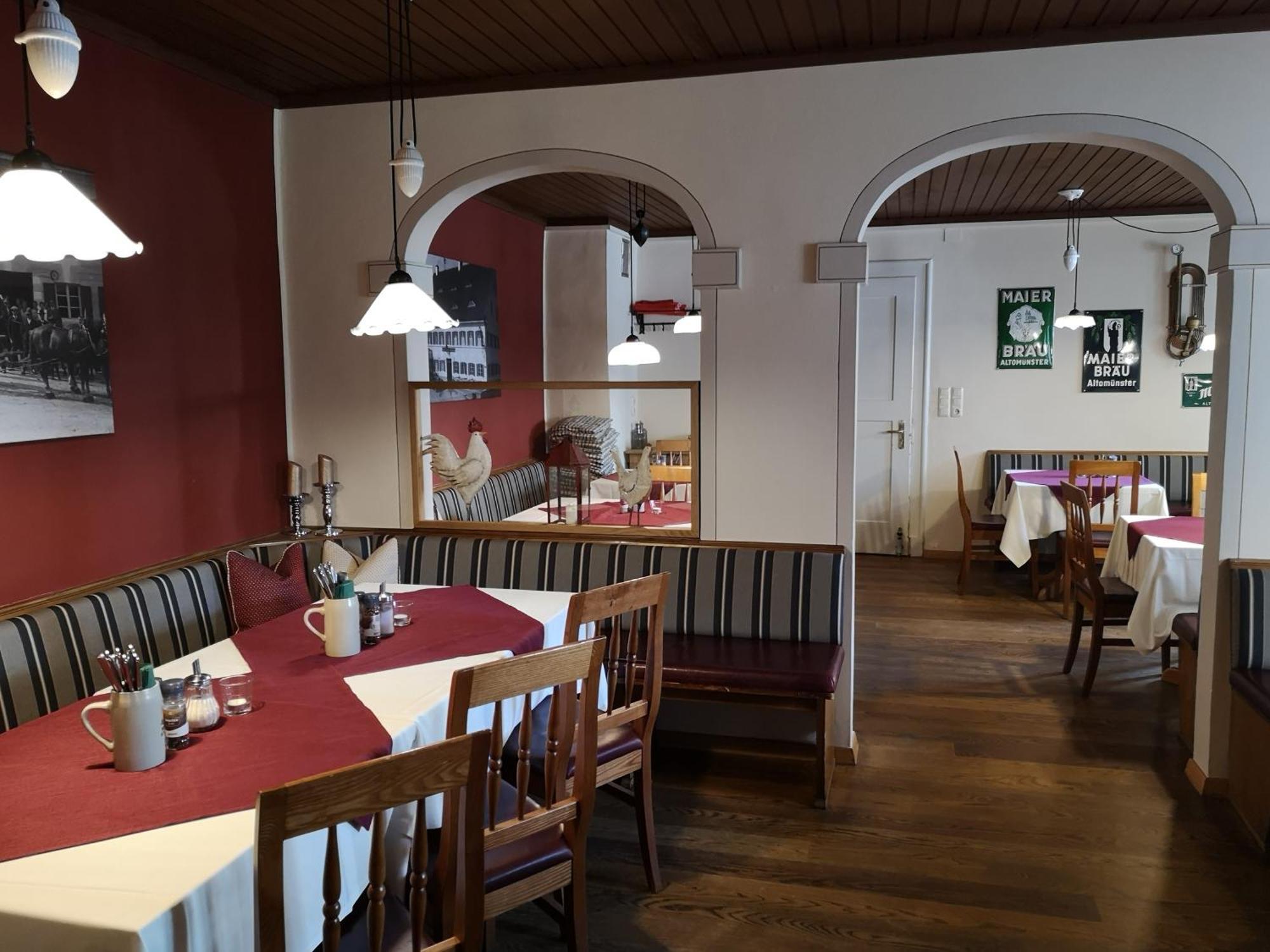 Hotel Maierbraeu อัลโทมุนสเทอร์ ภายนอก รูปภาพ